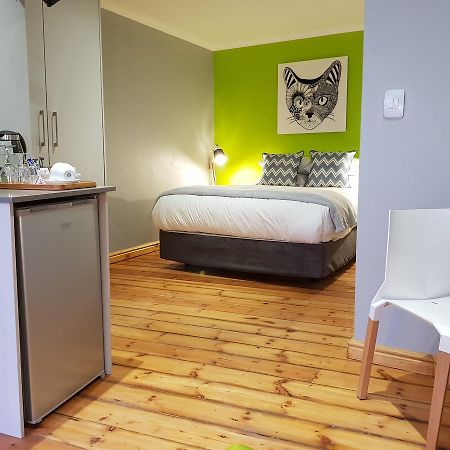 ステレンボッシュ ザ バイブ ゲスト スタジオズ Bed & Breakfast エクステリア 写真
