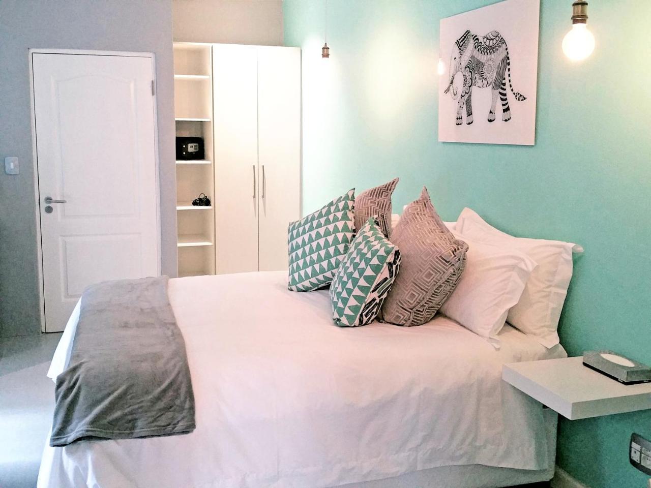 ステレンボッシュ ザ バイブ ゲスト スタジオズ Bed & Breakfast エクステリア 写真